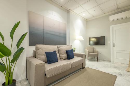 Campana Center Apartments