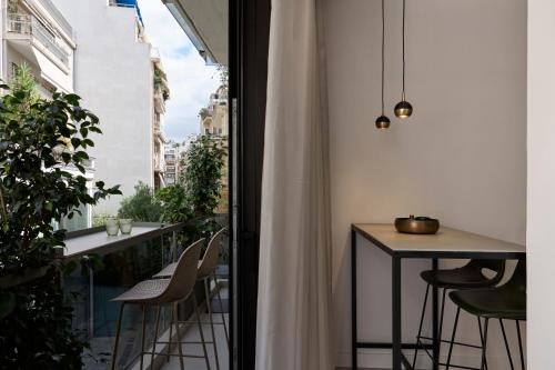 Charitos Luxury Hideaway 2bd Apt in Kolonaki