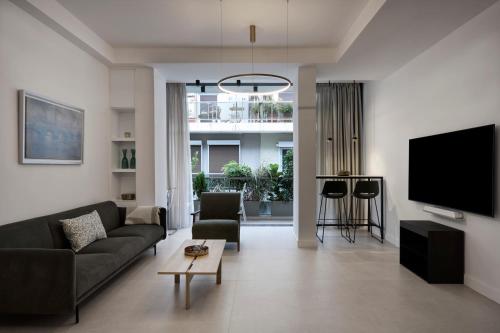 Charitos Luxury Hideaway 2bd Apt in Kolonaki