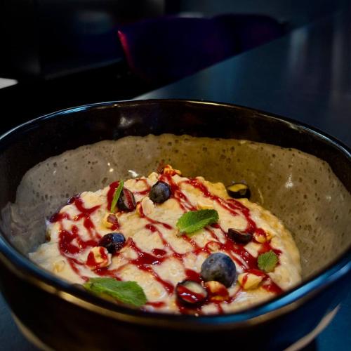 Jídlo v hotelu nebo okolí