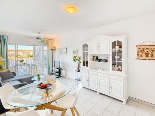 Apartment Sant Maurici by Interhome