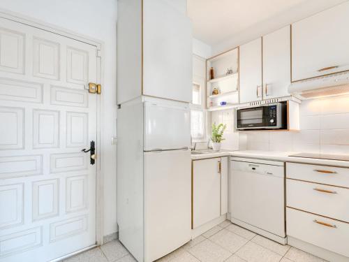 Apartment Sant Maurici by Interhome