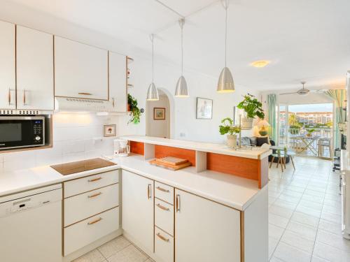 Apartment Sant Maurici by Interhome