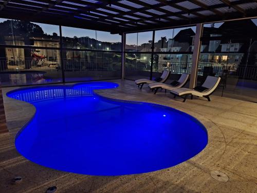 Πισίνα στο ή κοντά στο Château Suisse Boutique Hotel