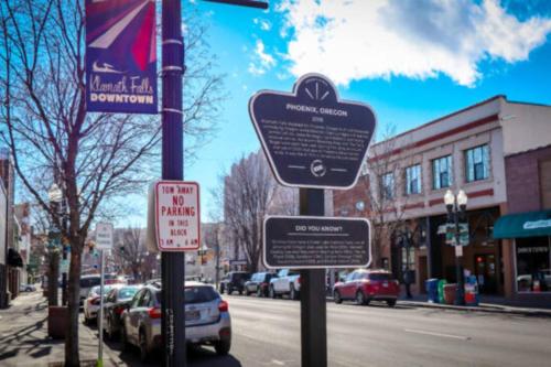 a street with street signs on the side of the road at 216 The Governors Suite at The George in Klamath Falls