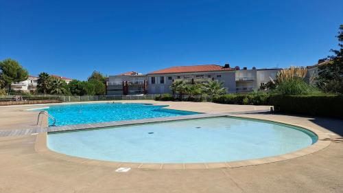 Grand studio front de mer climatisé-piscine-parking- Juan les pins