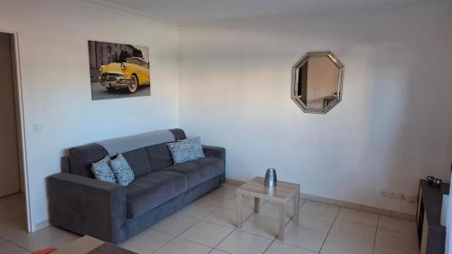 Grand studio front de mer climatisé-piscine-parking- Juan les pins