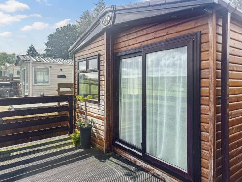 Bygningen som feriehuset ligger i