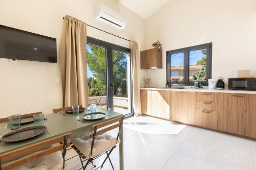 Duplex Arthur - Private garden - Parking - Air conditioning - WiFi