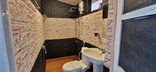 Koupelna v ubytování Royal Lush Hotels