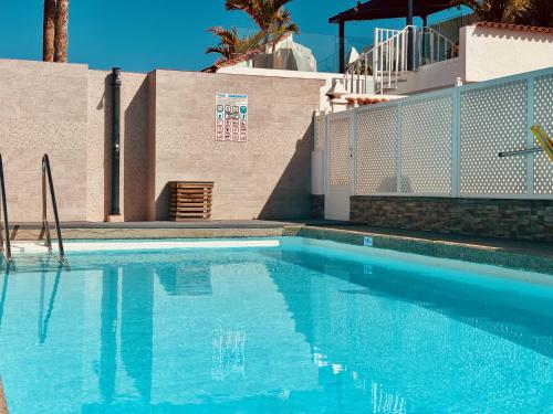 Click&Guest - Tropical Horizon Escape in Maspalomas