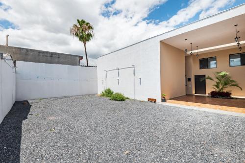 Budova, kde se aparthotel nachází