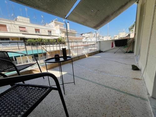 Stylish 2-Bedroom Apartment with Terrace
