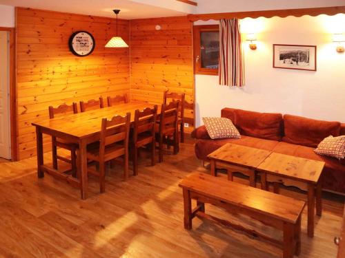 Duplex standing 2 ch + coin montagne, au pied des pistes, 9 pers, animaux admis - FR-1-322-239