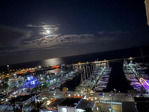 Modern, Best Location 2 bedroom, Sea view photo 9