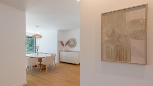 Acqua Sensation Suites by LovelyStay