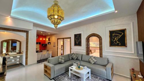 Istumisnurk majutusasutuses Villa Privée Spacieuse , Marrakech Piscine SPA Gym