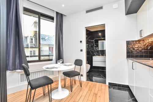 Chic studio w jacuzzi - 2P - near Palais Garnier