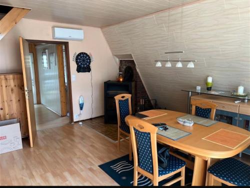 Afbeelding uit fotogalerij van Häuschen zwischen Wald und Balksee in Wingst