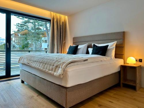 Alexander Mountain Suites