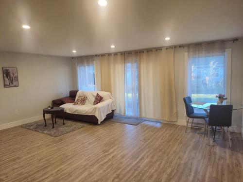 Ένα ή περισσότερα κρεβάτια σε δωμάτιο στο Chic and new private apartment in Dieppe