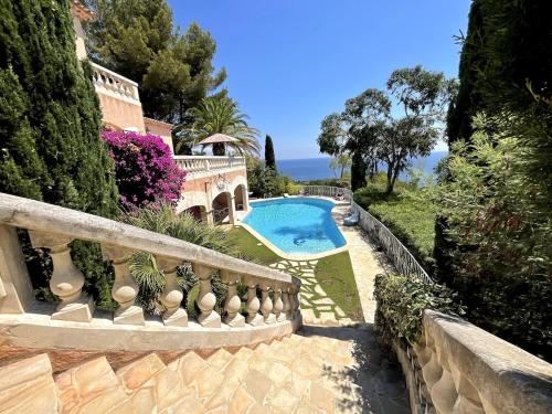 Vu Golf Saint Tropez Stunning Sea View Villa