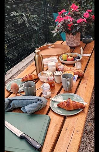 Mad på campingpladsen eller i nærheden