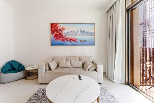 Creek crescent