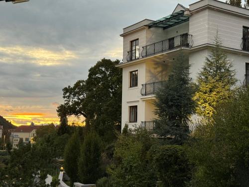 Budova, kde se apartmán nachází