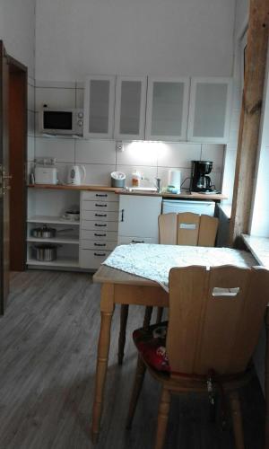 Dapur atau dapur kecil di Mosel View