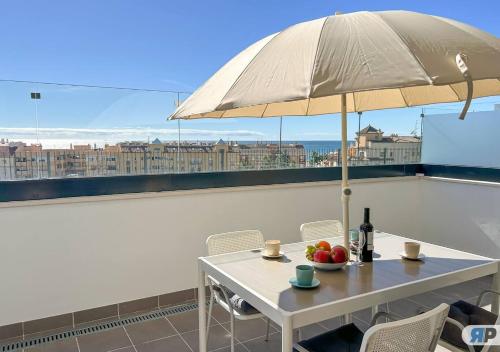 Apartamento Orizon con terraza y vistas al mar 004