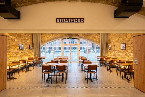 Un restaurant sau alt loc unde se poate mânca la Sandman Signature Sheffield Quays Hotel