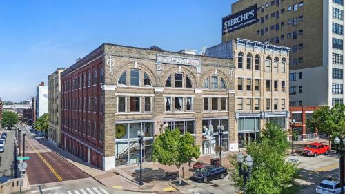 Здание апартаментов/квартиры