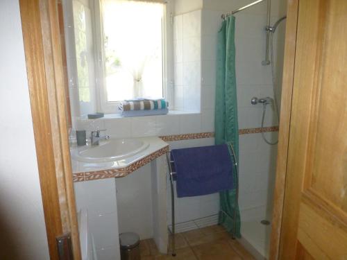Kuchyň nebo kuchyňský kout v ubytování B&B Les Argiles