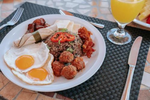 Mad på resortet eller i nærheden