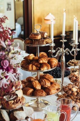 Jídlo v hotelu nebo okolí