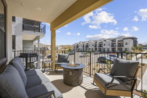 Μπαλκόνι ή βεράντα στο Ivory Shores condo