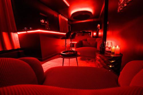 Χώρος καθιστικού στο LOVE ROOM TOULOUSE - Centre