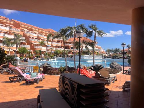 SEAVIEW Royal Garden