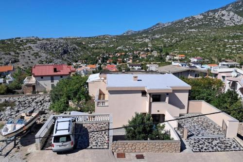Apartments with parking space Cesarica, Karlobag - 24941