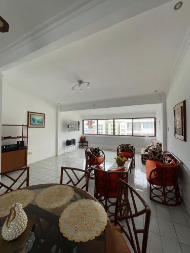 Dapur atau dapur kecil di apartmento salinas