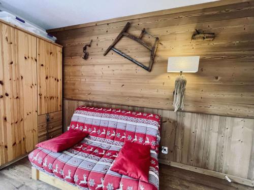 Appartement authentique 2 Étoiles aux Menuires avec wifi