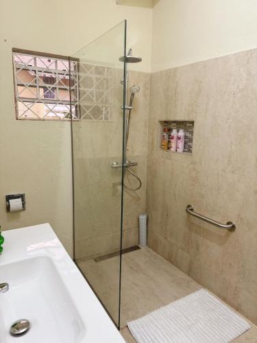 Peaceful 2BR home, perfect for a Caribbean getaway photo 3