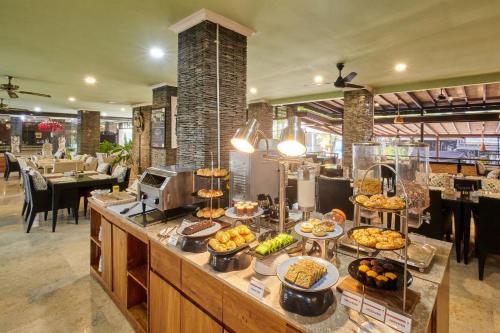 Jídlo v hotelu nebo okolí