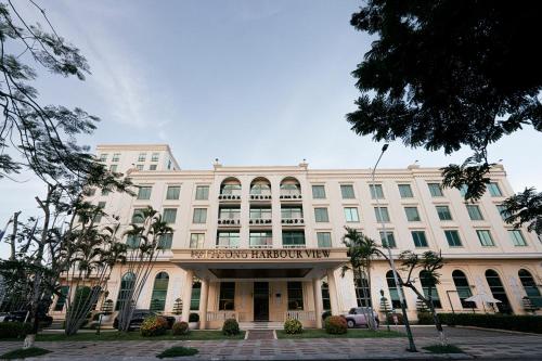 Avani Hai Phong Harbour View Hotel