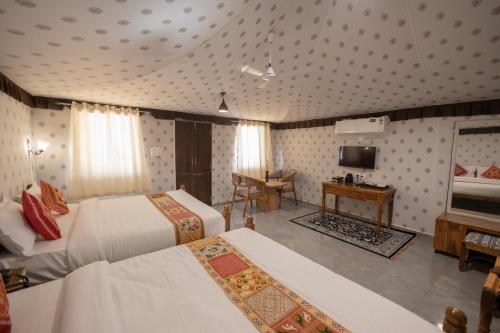 Imagen de la galería de The Rawla Tent Resort & Spa, en Kevadia