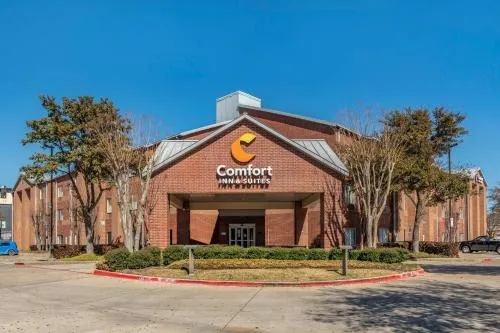 Comfort Inn & Suites North Dallas-Addison in Irving