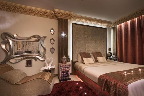 Ett rum på Hotel Sun Palace Albir & Spa
