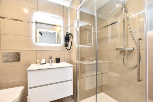 Authentic apartment - 2BR 8P - Palais Garnier