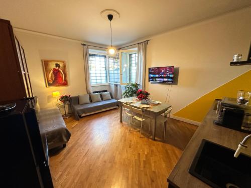 Domus Giulio Cesare Apartment